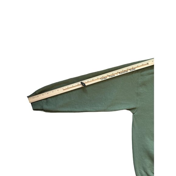 Gildan Sweatshirt Womens Large Green Christmas Black Cat Embroidered Crewneck - Picture 6 of 9